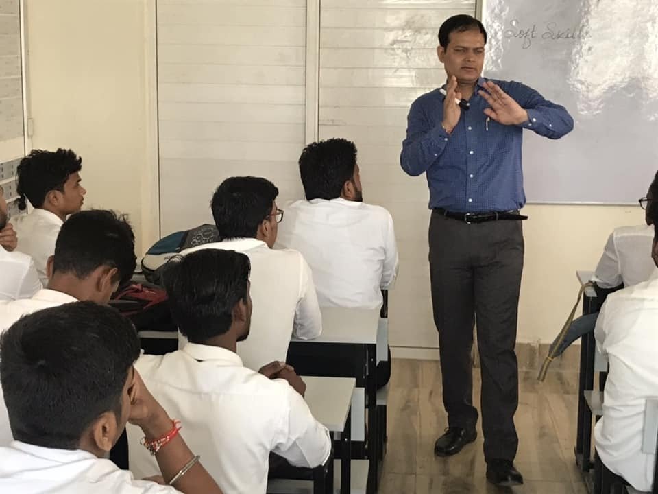 WhatsApp Image 2025-11-01 at 07.02.08