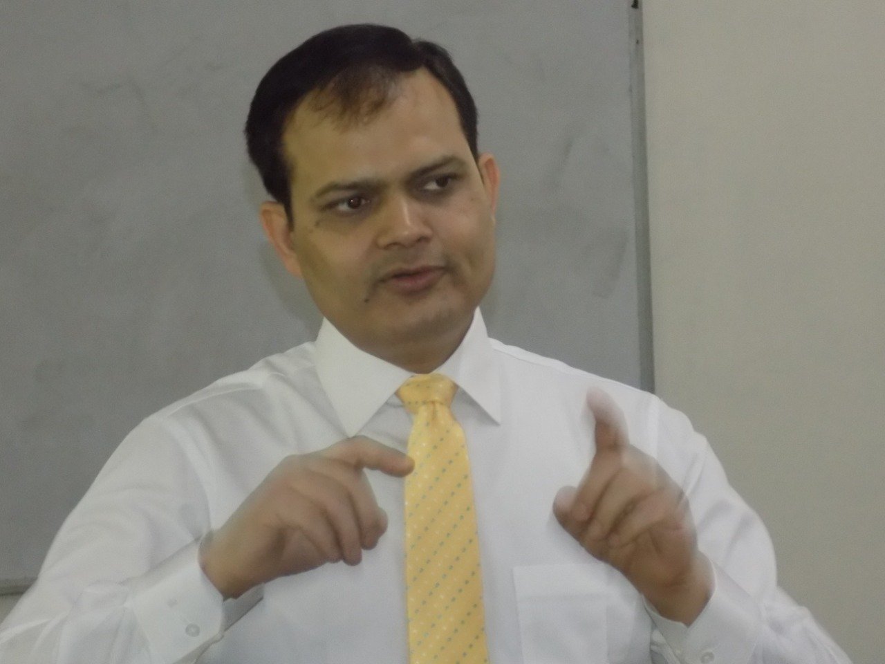 WhatsApp Image 2025-11-03 at 12.09.03